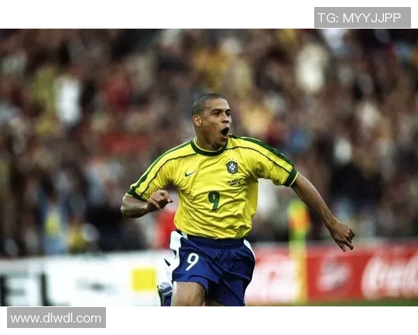 全球顶尖足球明星盘点他们的成就与影响力 全球顶尖足球明星盘点他们的成就与影响力